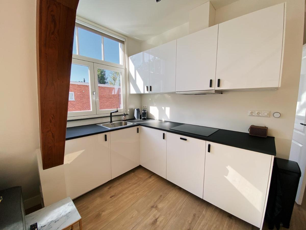 Luxurious Historical Loft Close To The Beach!! 바세나르 외부 사진